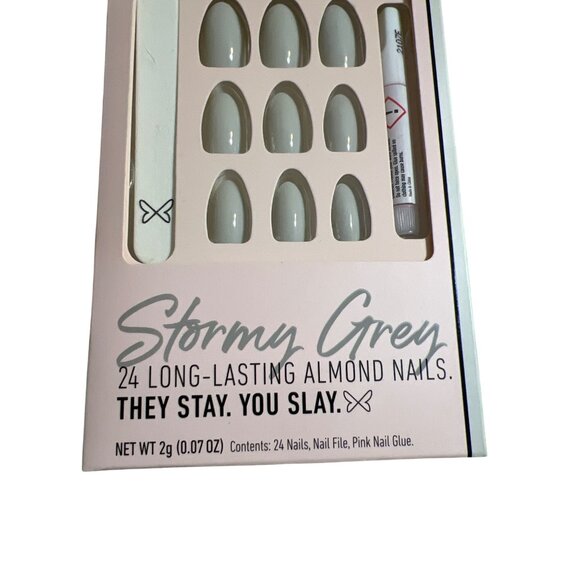 Clutch Nails Stormy Grey Almond Press-On Nails With Nail File & Glue New Sealed - Picture 3 of 4